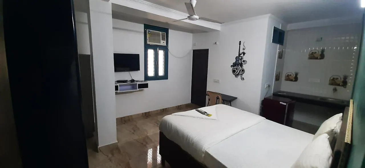 Good Stay Free Drop To Us, Netherland Embassy New Delhi 0*,  India